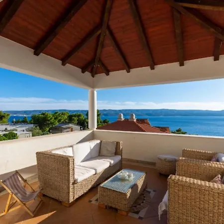 Spacious Radevenjic With Outdoor Pool * Stanici