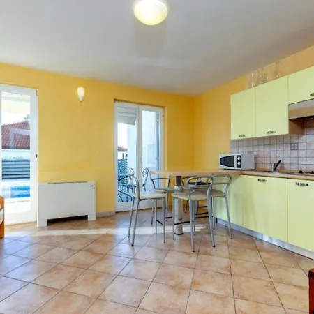 Spacious Radevenjic With Outdoor Pool Villa