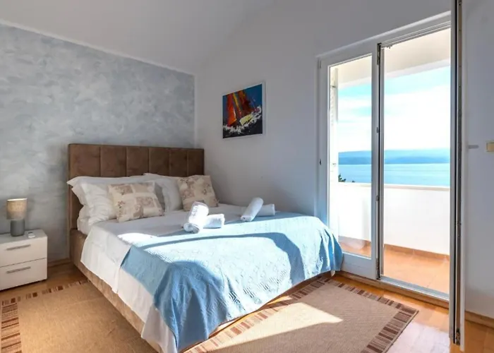 Spacious Radevenjic With Outdoor Pool * Stanici