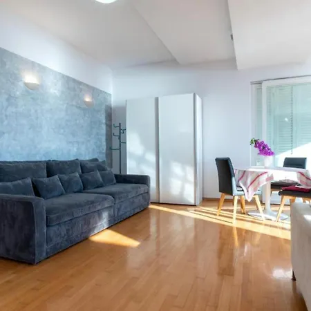 Spacious Radevenjic With Outdoor Pool * Stanici